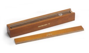 Montecristo A wooden coffin box open