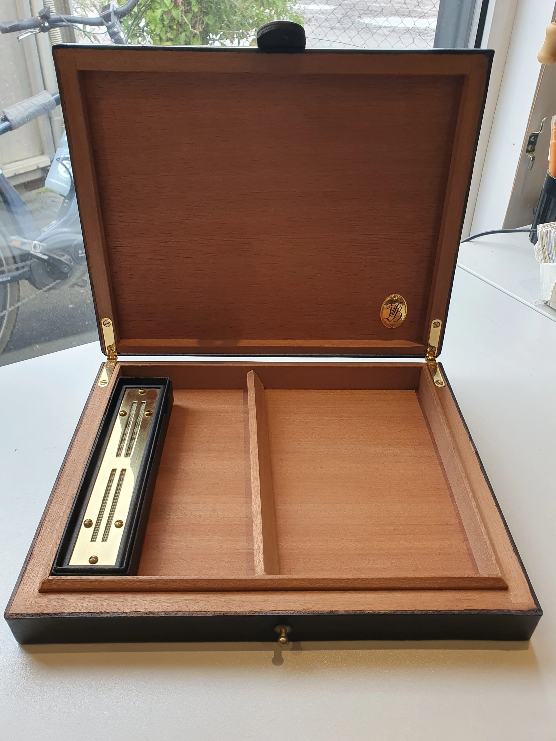 Humidor - Slim WB - Image 2